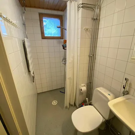 Проживание в семье Single Near Center *